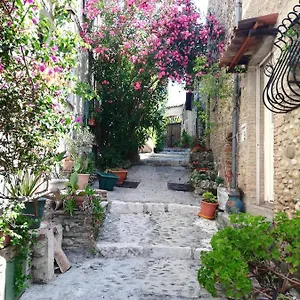 https://la-plenitude.fr-provencehotel.com